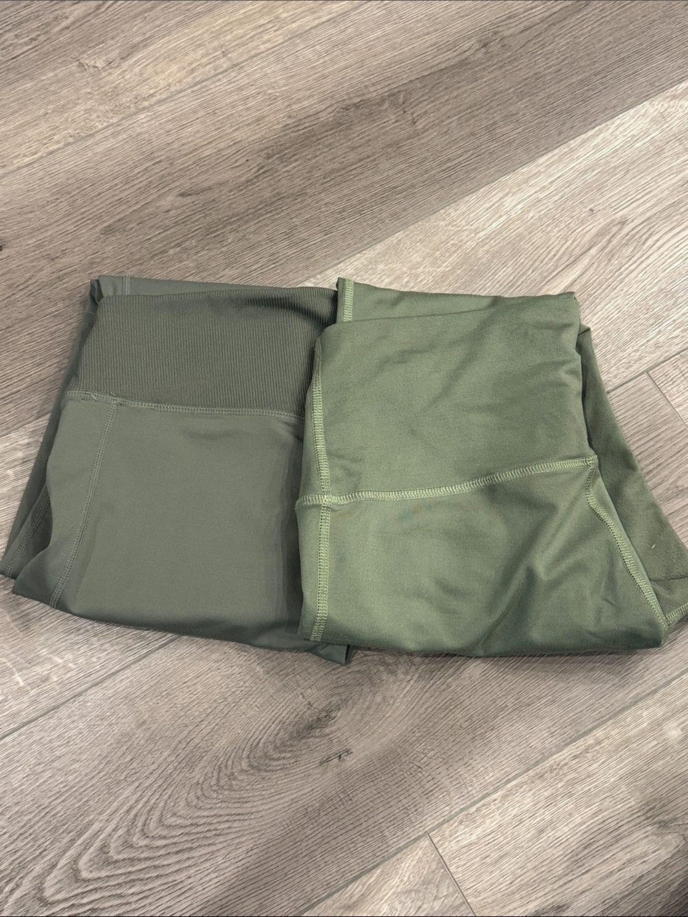 [2 pairs] High-Rise Olive Green Active Leggings